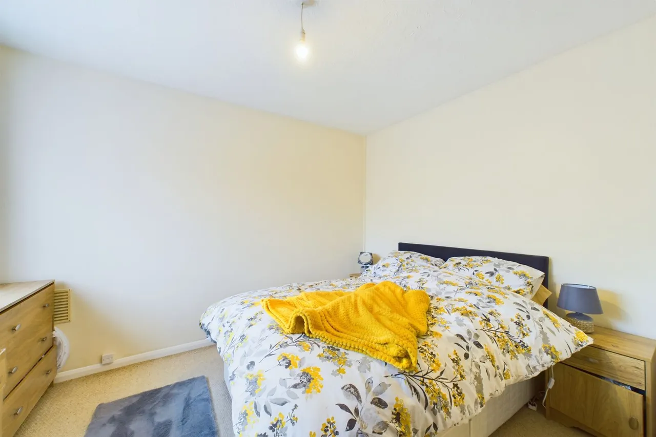 Chawston Close, Eaton Socon, PE19, photo 6