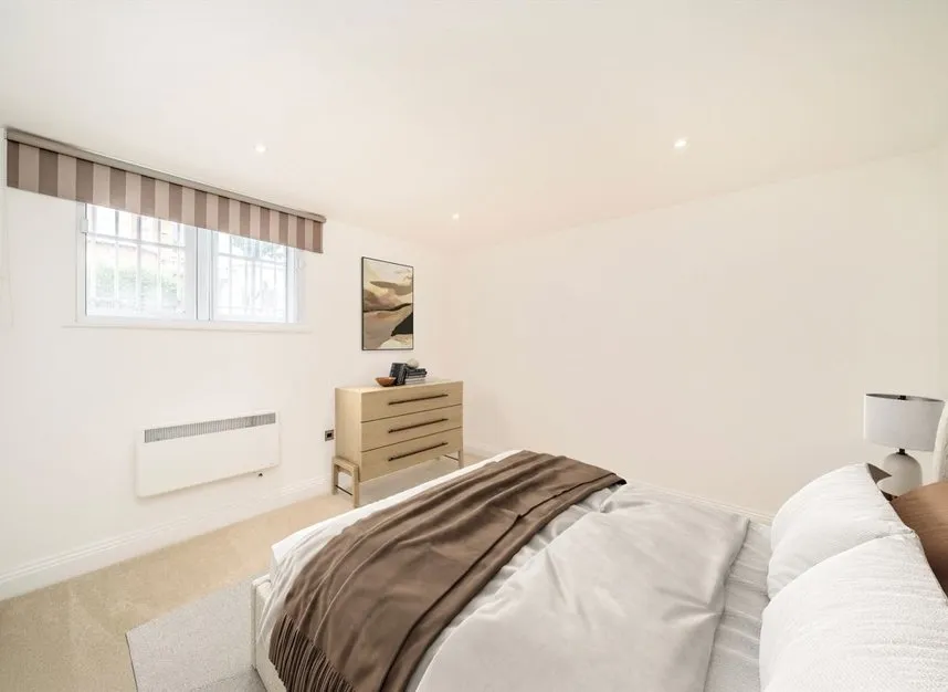 Clapham Common North Side, Clapham Common Northside, SW4, photo 5
