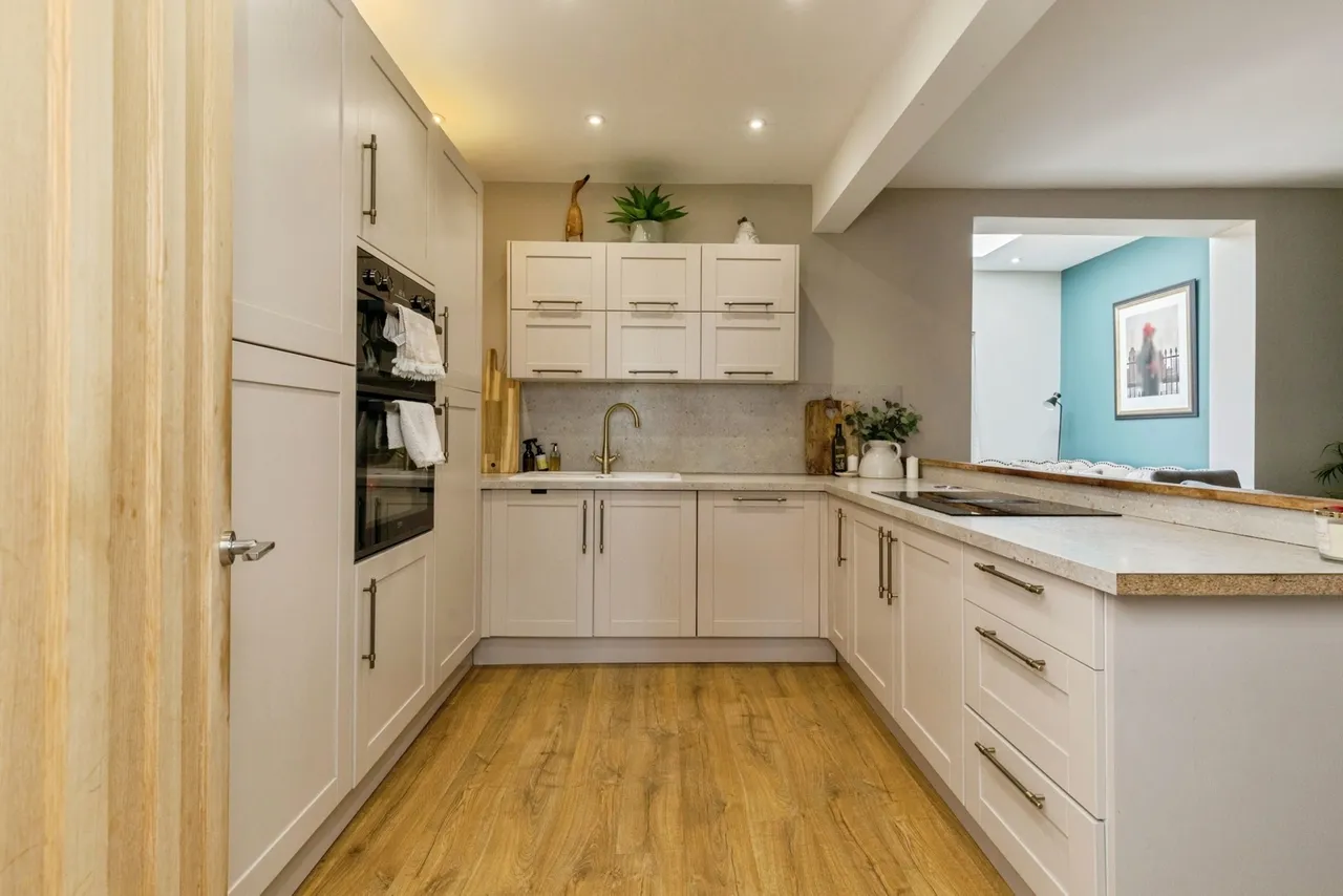 Wootton Crescent, Bristol, Somerset, BS4, photo 4