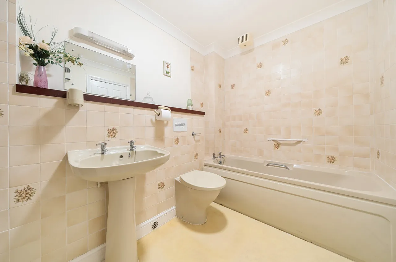 Garden Mews, Warsash, SO31, photo 9