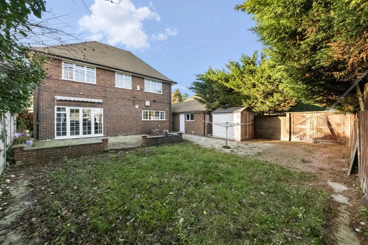 Park Road, Uxbridge, photo 16