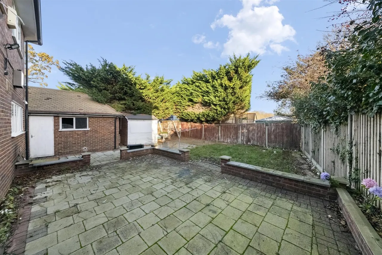 Park Road, Uxbridge, photo 15