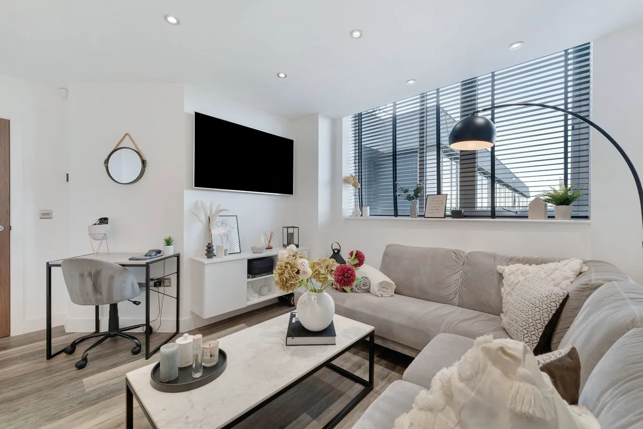 Bridgewater House, Timperley, WA14, photo 3