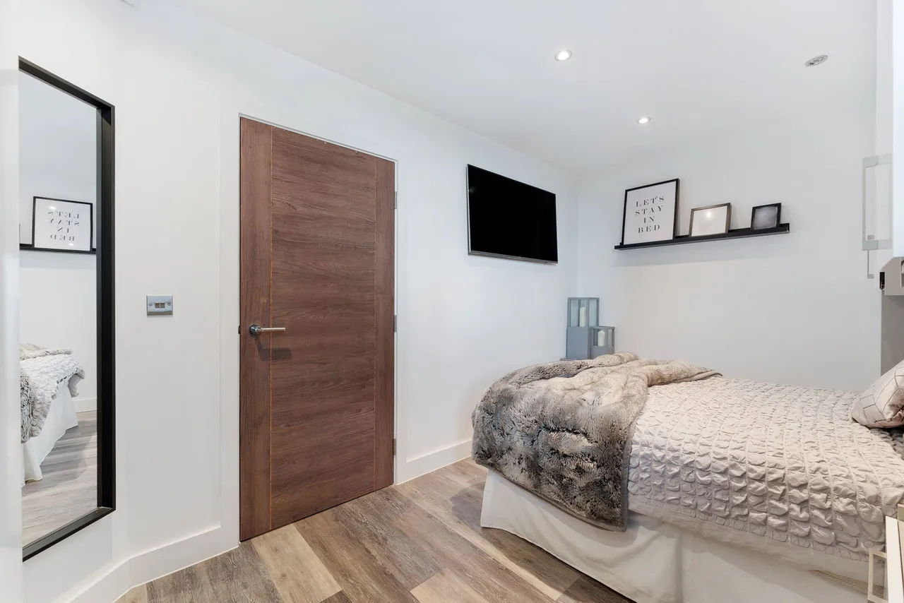 Bridgewater House, Timperley, WA14, photo 8