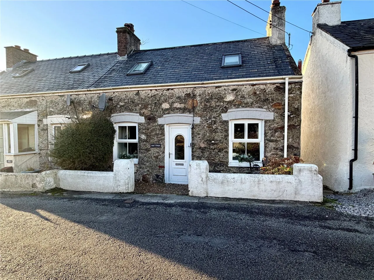 3 bed house for sale, Carreglefn, Amlwch