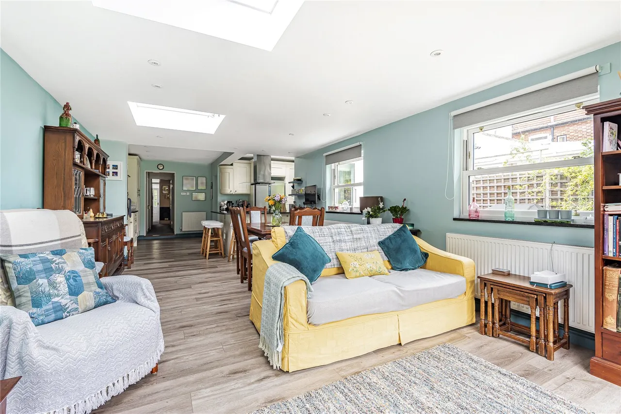 Hanworth Road, Hampton, London, TW12 3EF, photo 6