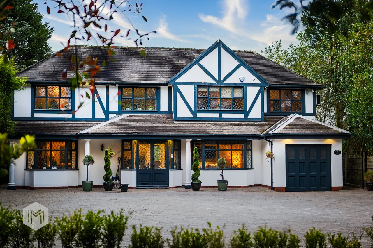 5 bed house for sale, Ringley Road, Whitefield, M45