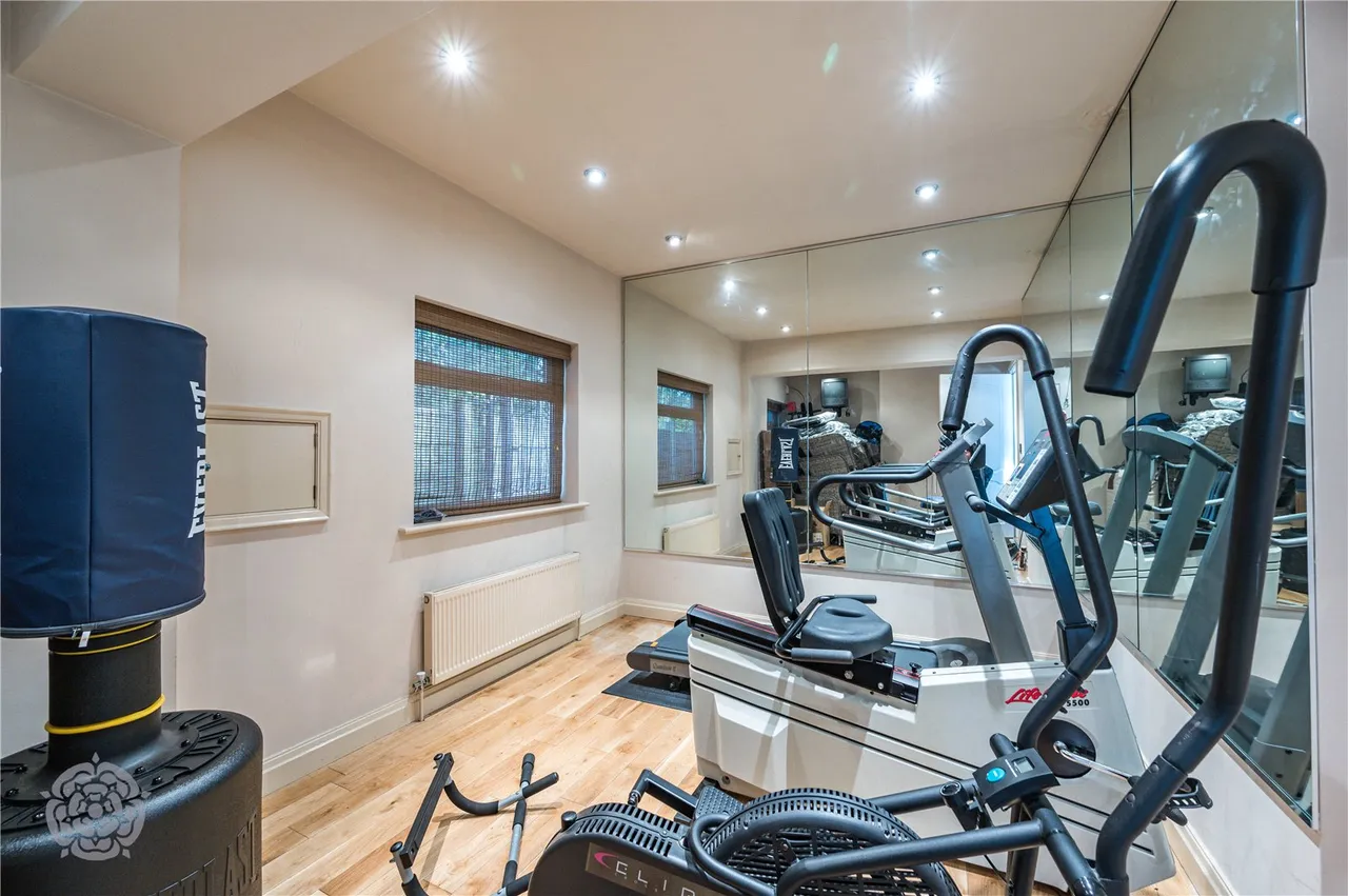 Ringley Road, Whitefield, M45, photo 37