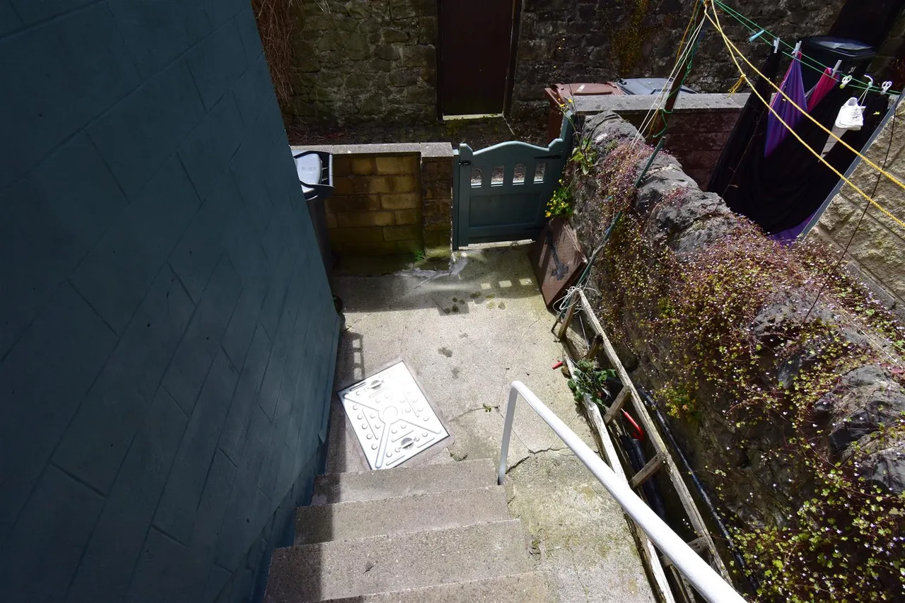 Hollins Street, Buxton, photo 7