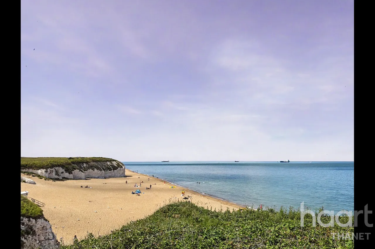 Percy Avenue, Broadstairs, CT10, photo 29