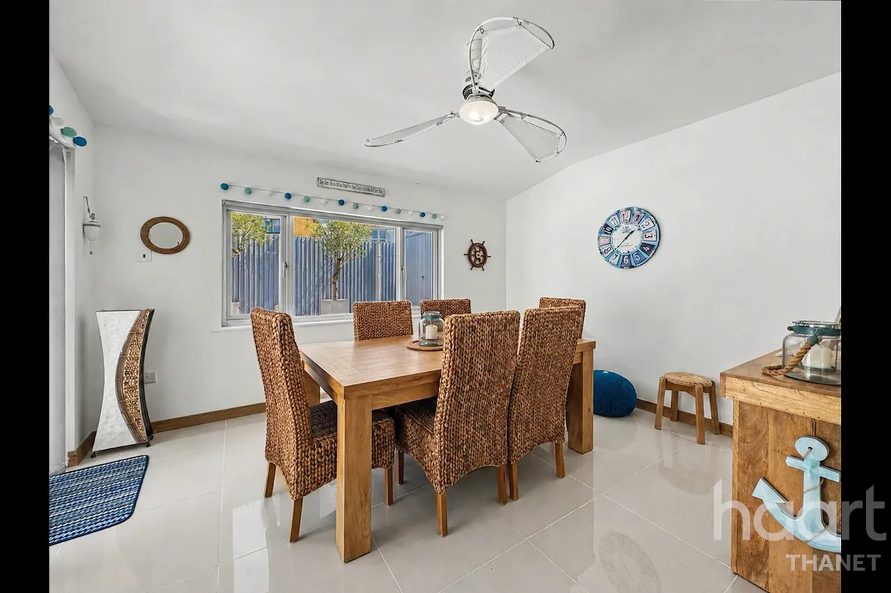 Percy Avenue, Broadstairs, CT10, photo 14