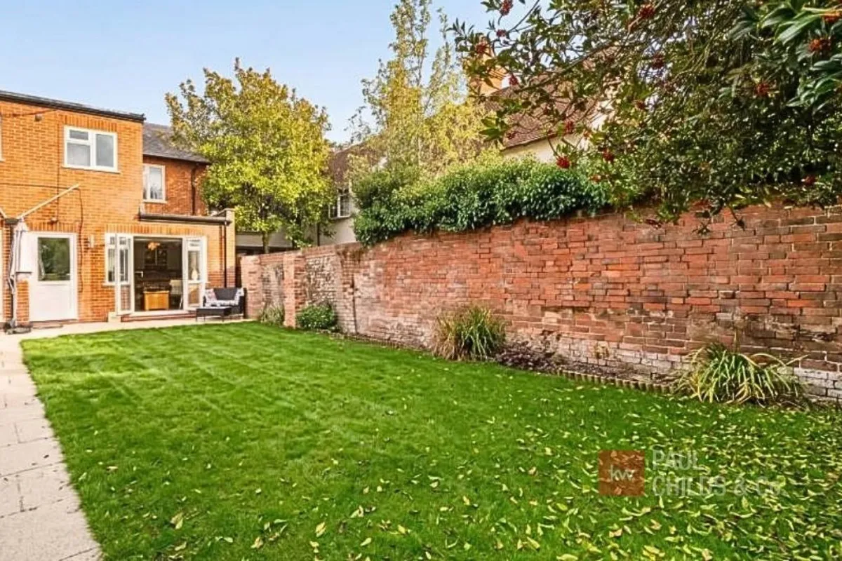 Wargrave, RG10, photo 8