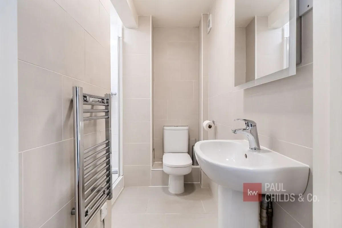 Wargrave, RG10, photo 6