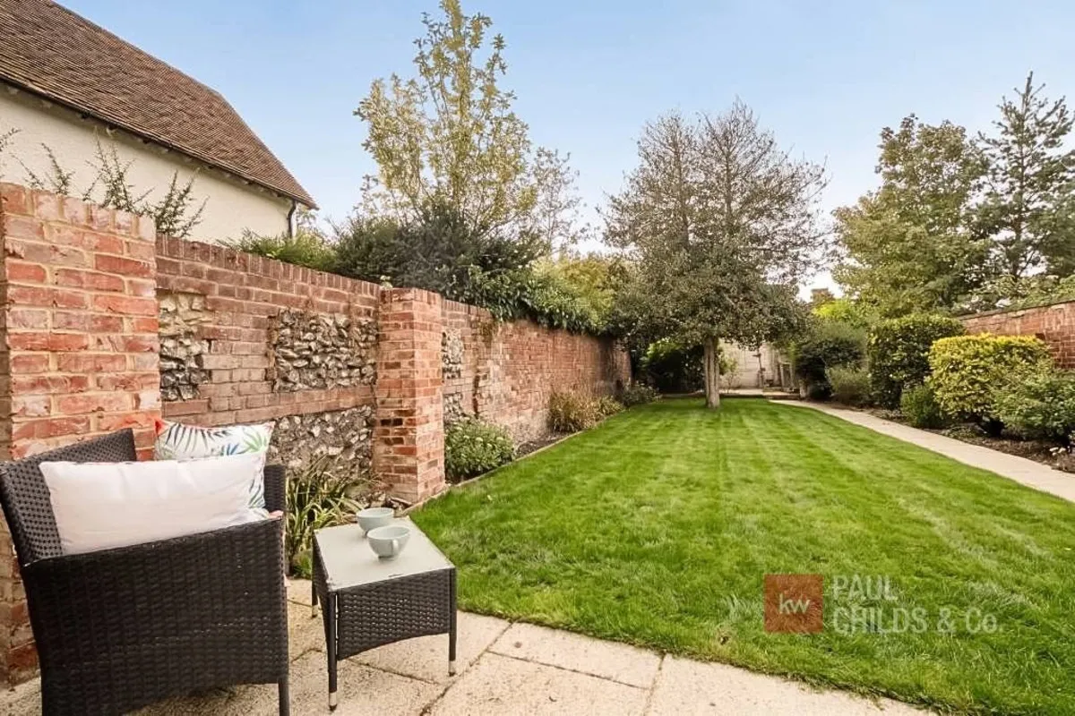 Wargrave, RG10, photo 2