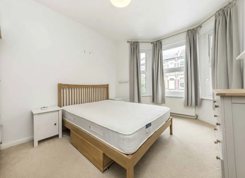 Tremadoc Road, Clapham, SW4, photo 4