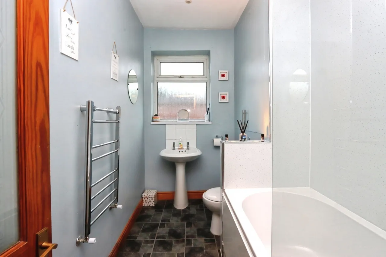 Manor Lane, Sheffield, South Yorkshire, S2, photo 13