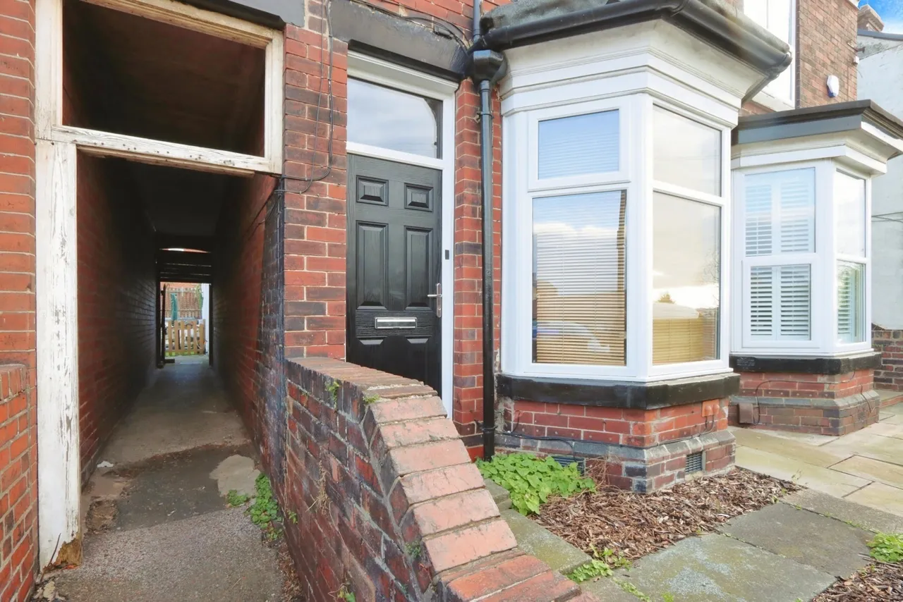 Manor Lane, Sheffield, South Yorkshire, S2, photo 5