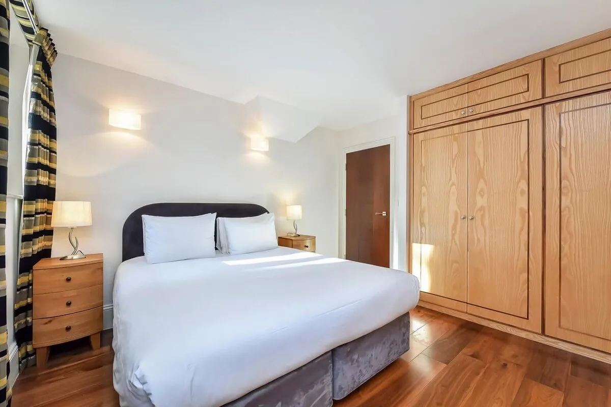 Tavistock Place, London, WC1H, photo 3