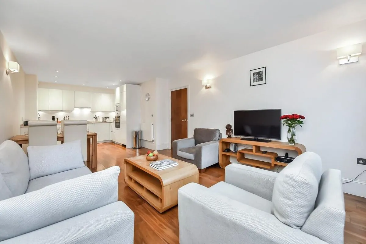 Tavistock Place, London, WC1H, photo 5