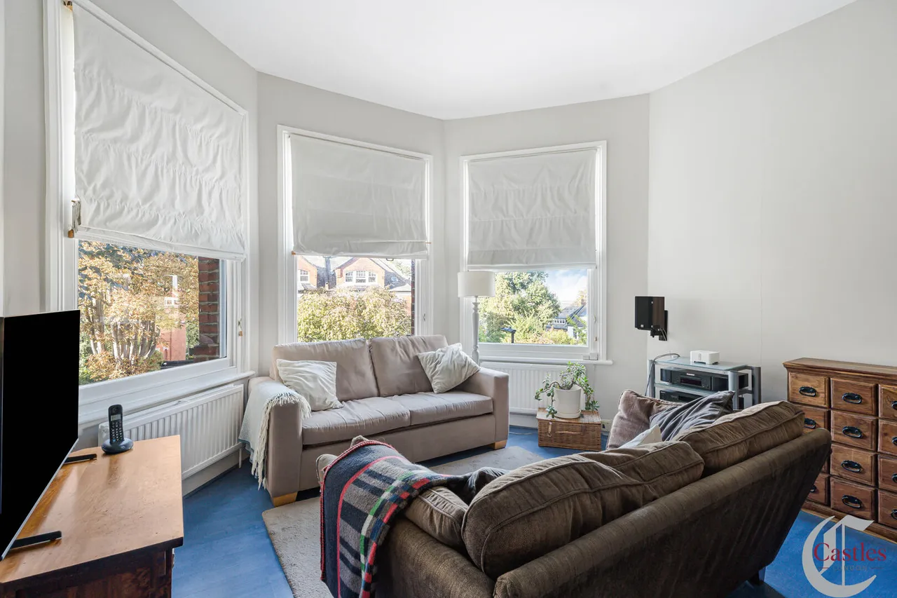 Haslemere Road, N8, photo 9