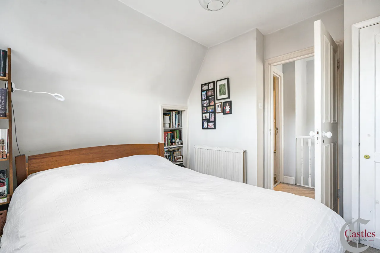 Haslemere Road, N8, photo 6