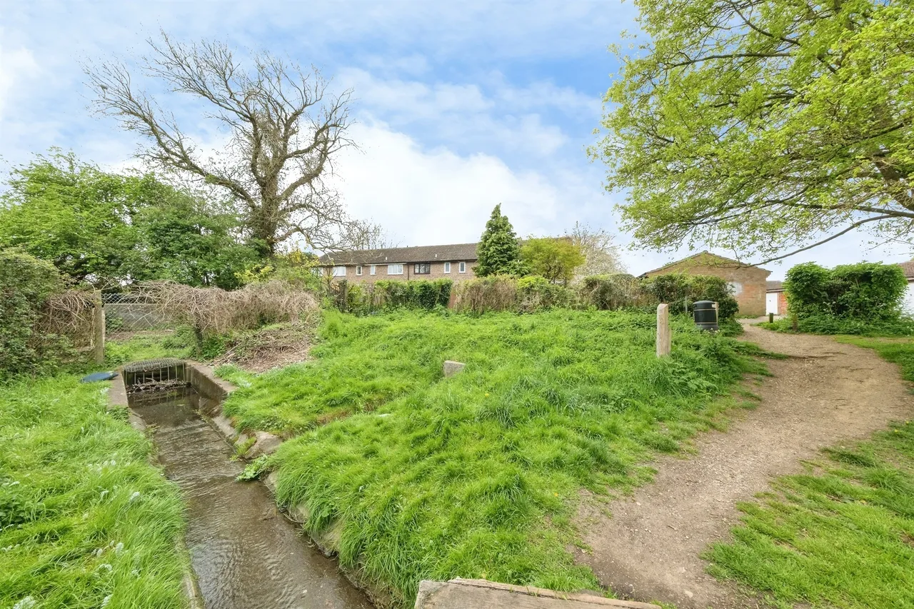 Wear Road, Bicester, OX26, photo 19