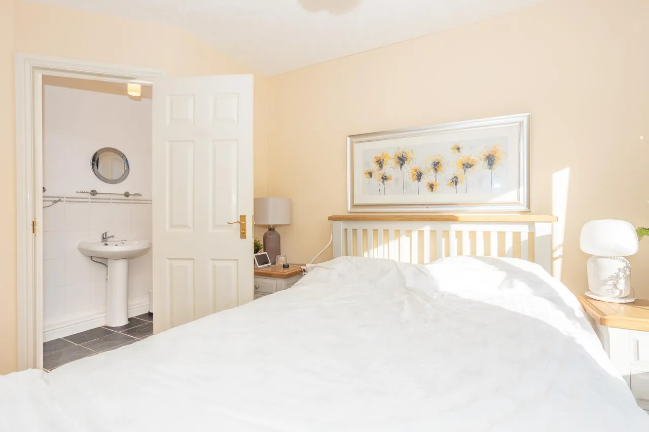 Barnhill Road, Dumfries, DG2, photo 13