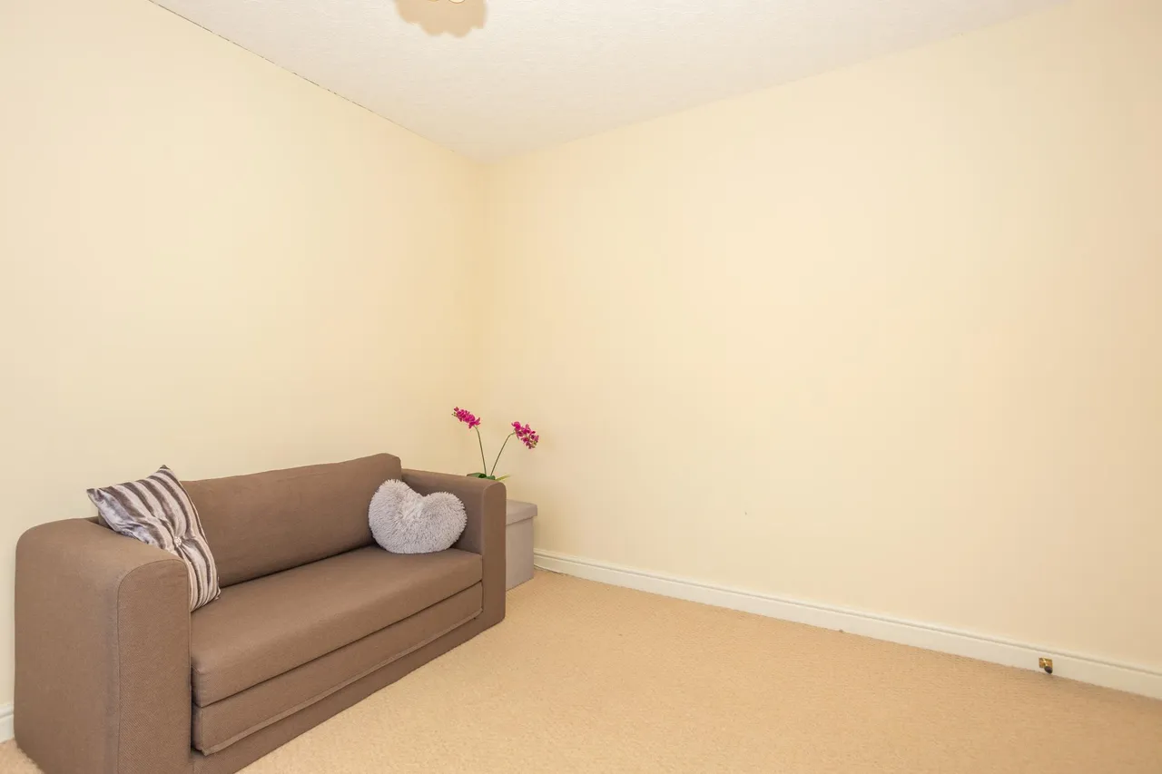 Barnhill Road, Dumfries, DG2, photo 18