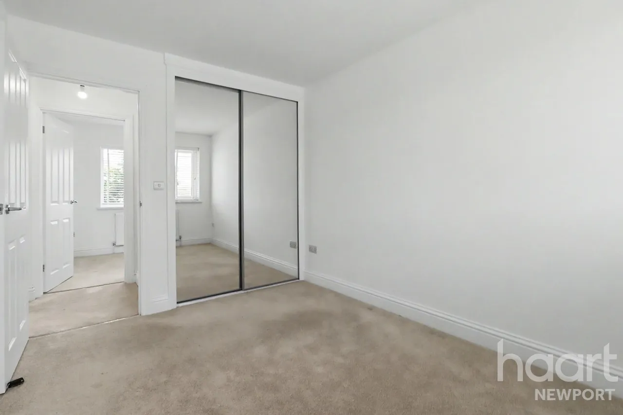 The Hollies, Crumlin, NP11, photo 21