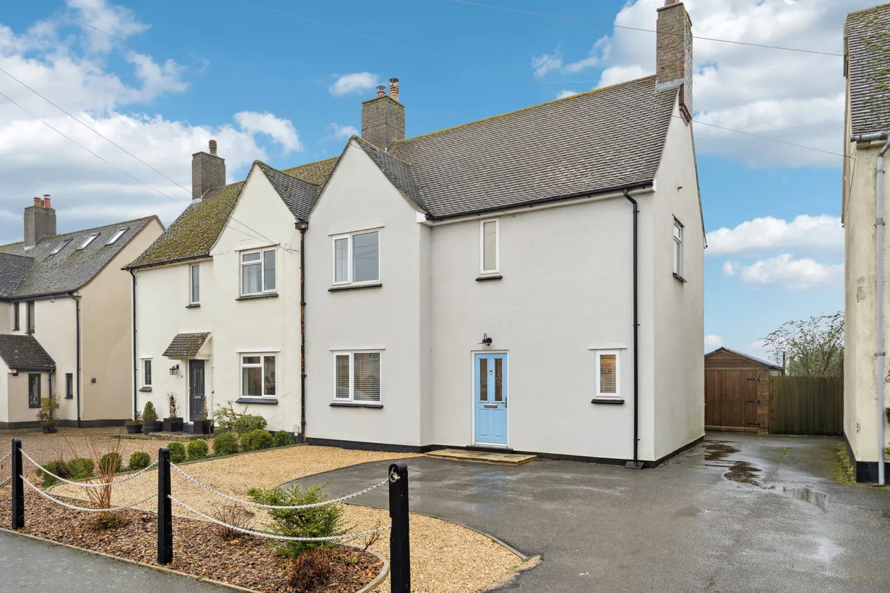 3 bed house for sale, Brae Hill, Brill, HP18