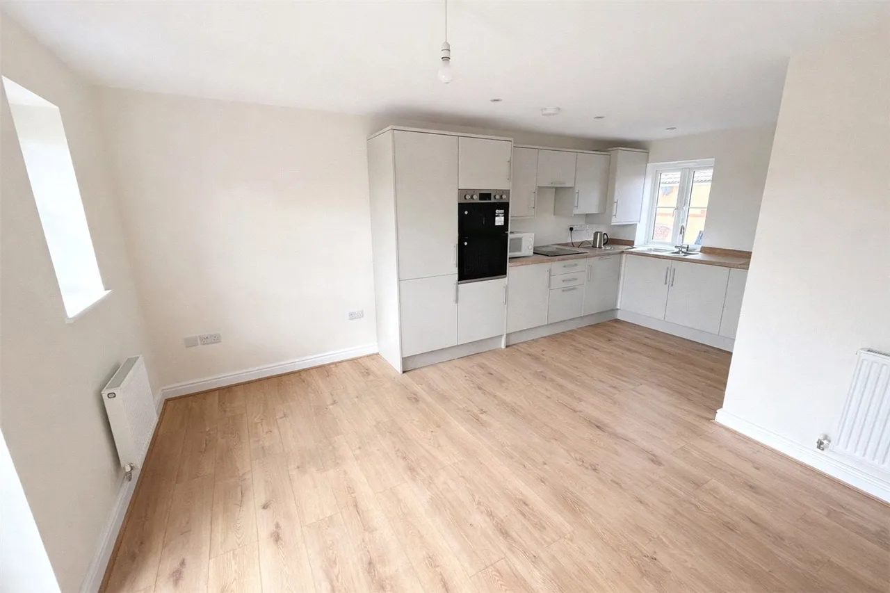 Eastgate, Bourne, PE10, photo 7