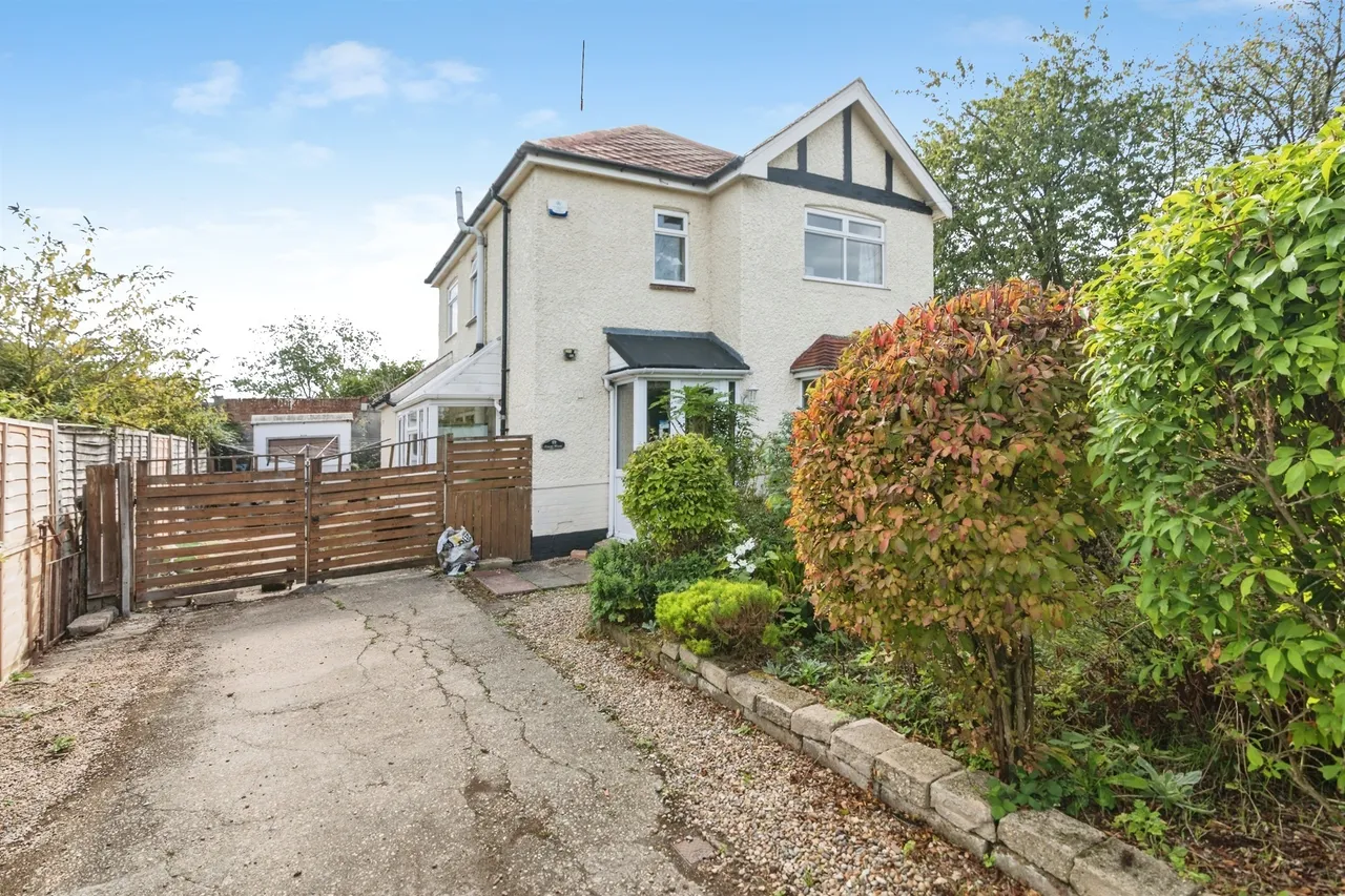 3 bed house for sale — London Road, Kessingland, Lowestoft