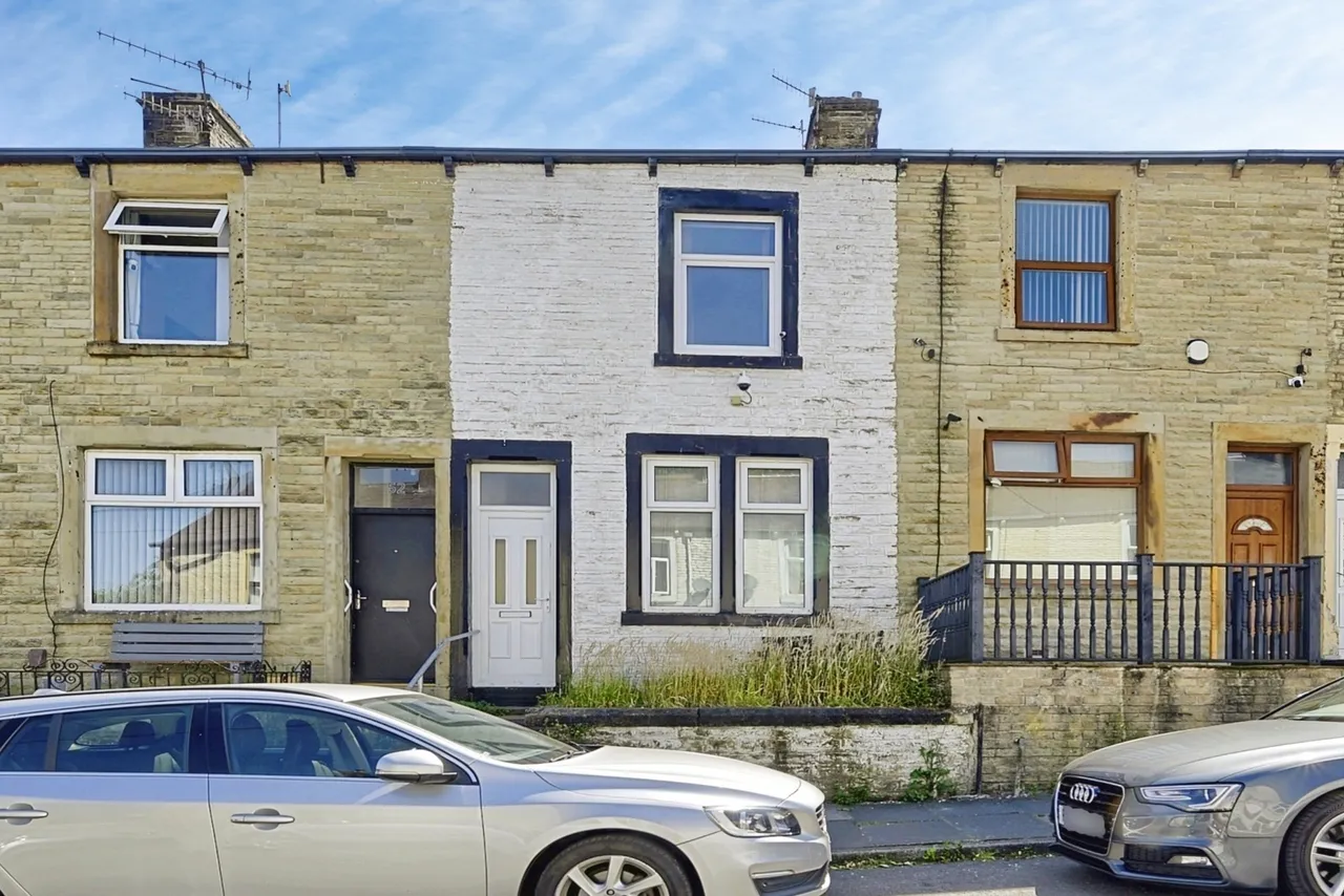 3 bed house for sale — Berry Street, Burnley, Lancashire, BB11