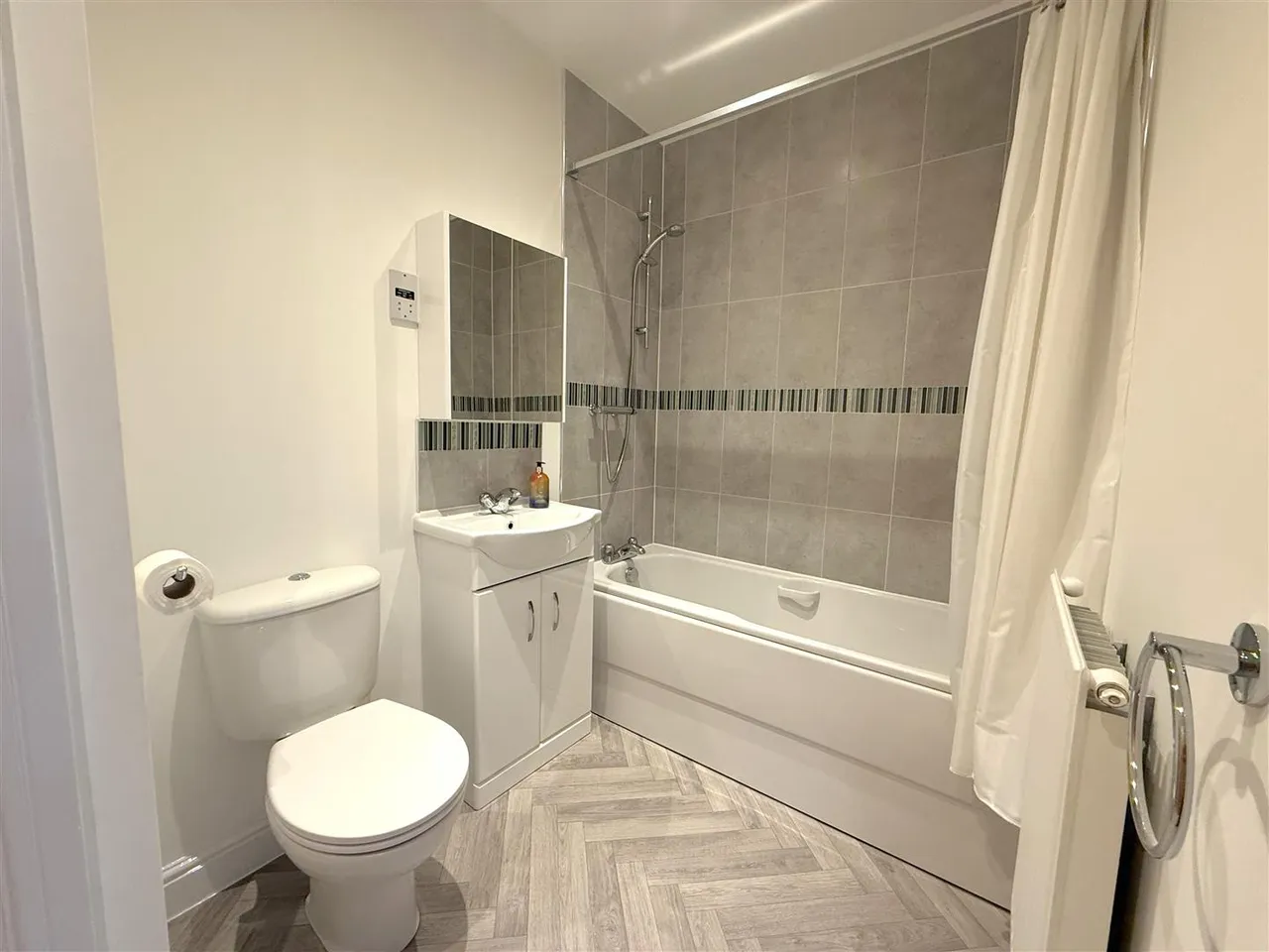 St. Crispin Crescent, Duston, photo 8