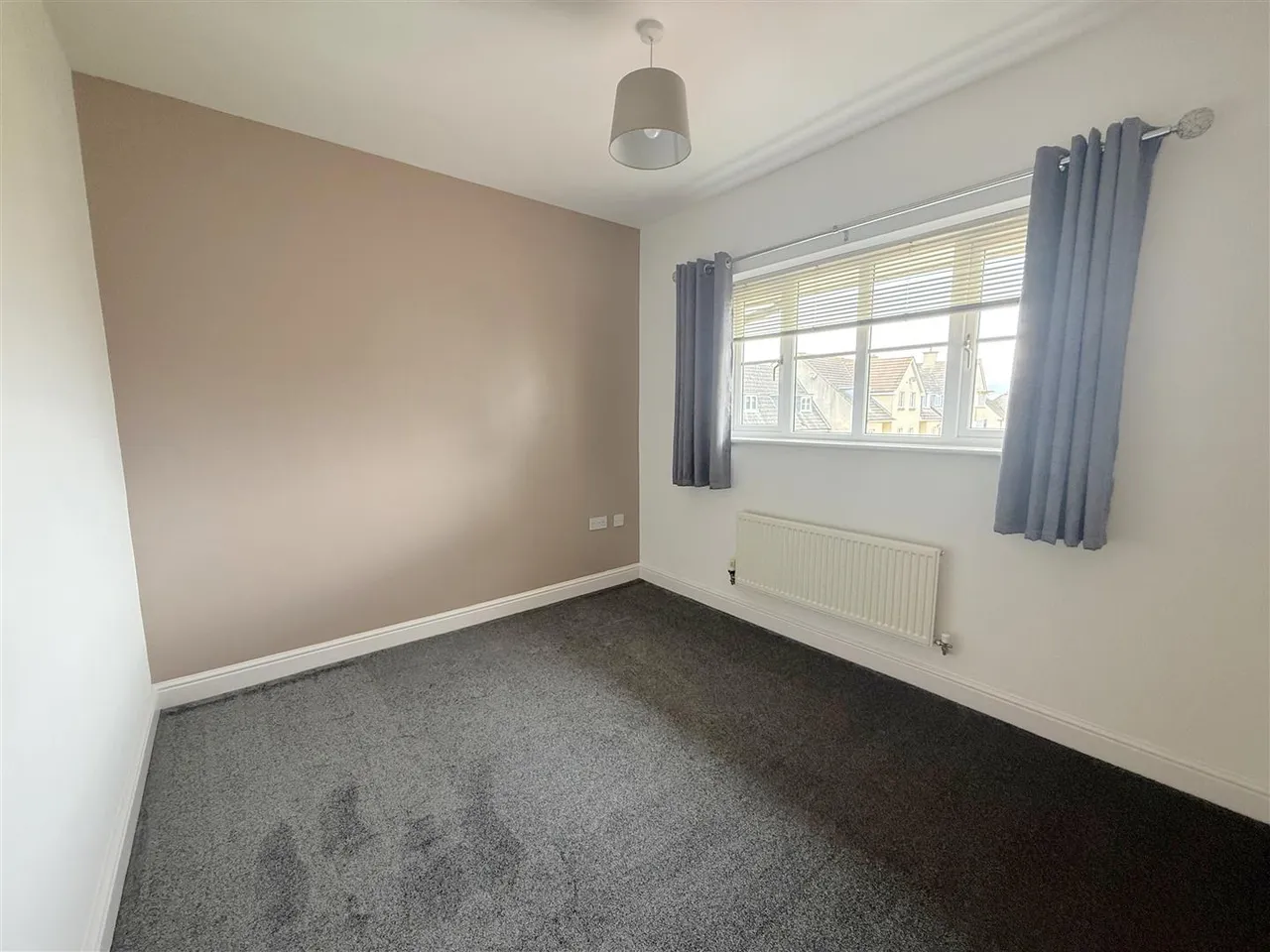St. Crispin Crescent, Duston, photo 6