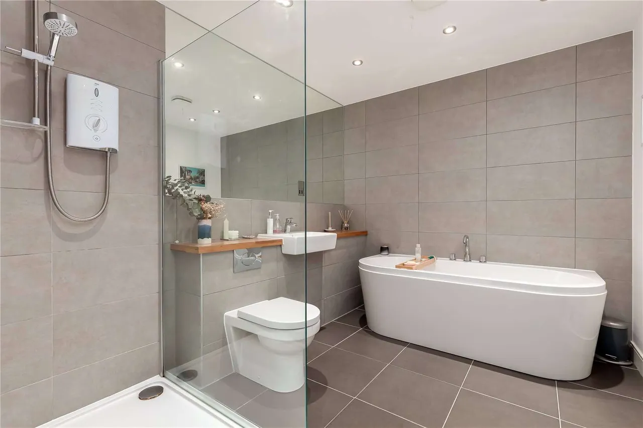 Ravelston Terrace, Edinburgh, EH4, photo 11