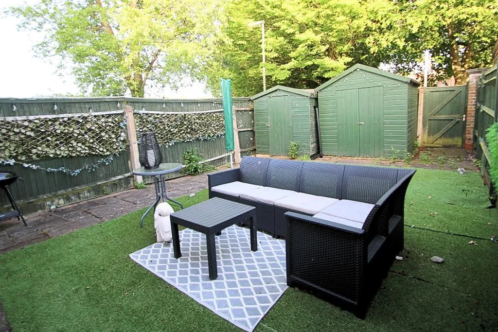 The Fieldings, Woking, GU21, photo 10