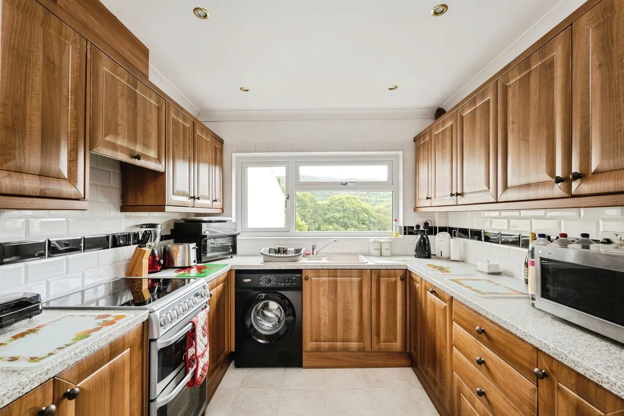 Pontardawe Road, Swansea, SA6, photo 2