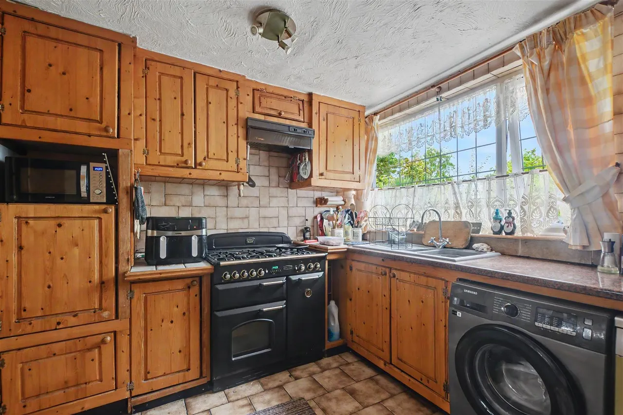 Brookhill Street, Stapleford, NG9, photo 8
