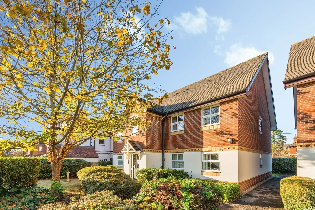 2 bed flat for sale, Farriers Mews, Abingdon, OX14