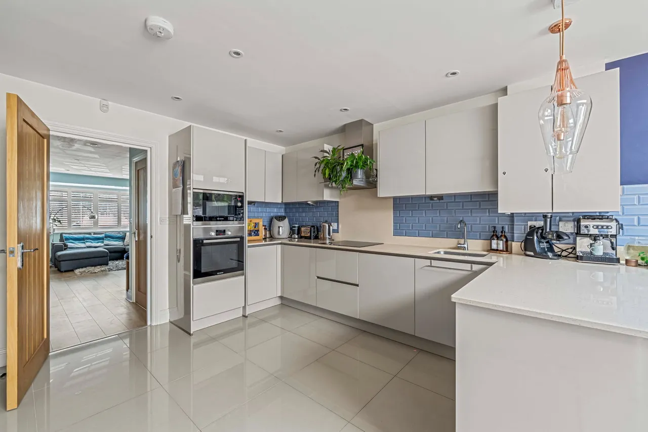 Kneller Road, Twickenham, TW2, photo 5