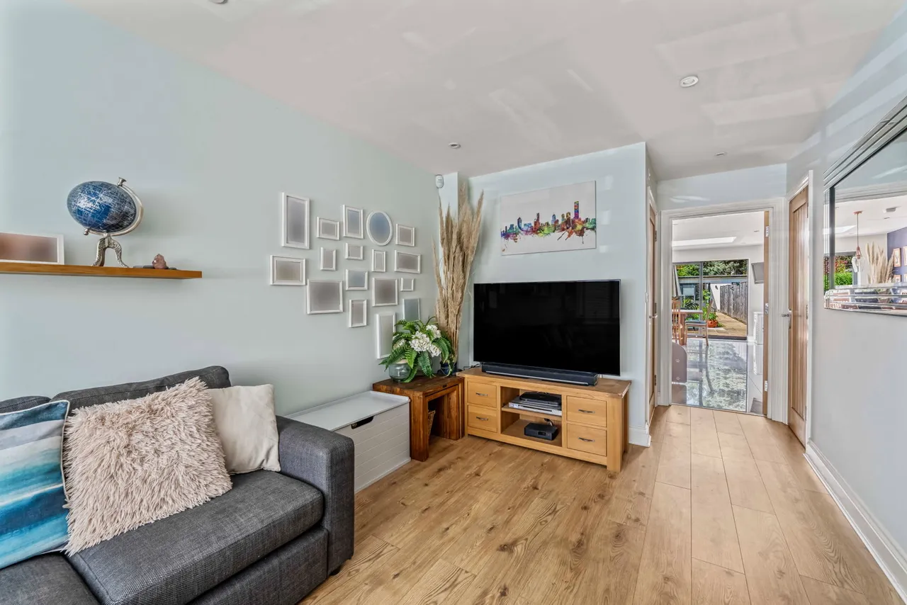 Kneller Road, Twickenham, TW2, photo 8