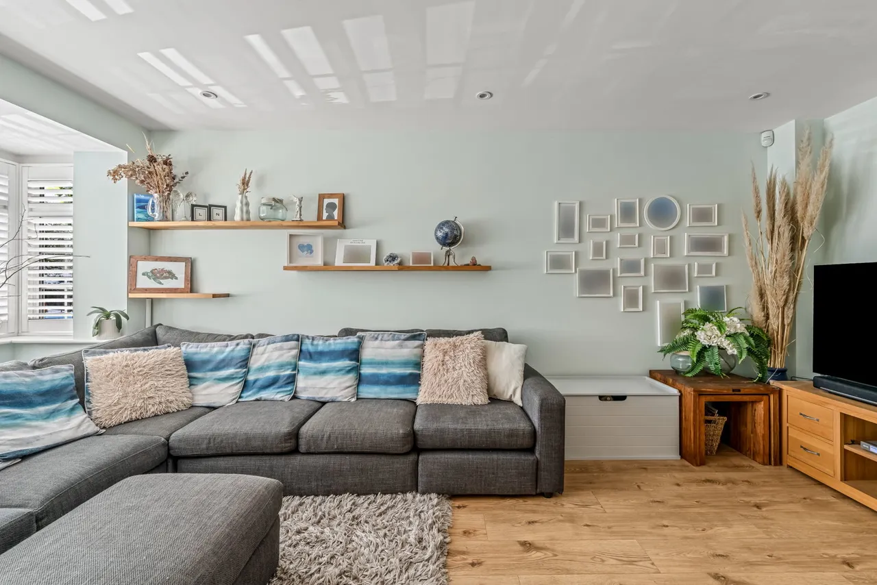 Kneller Road, Twickenham, TW2, photo 9