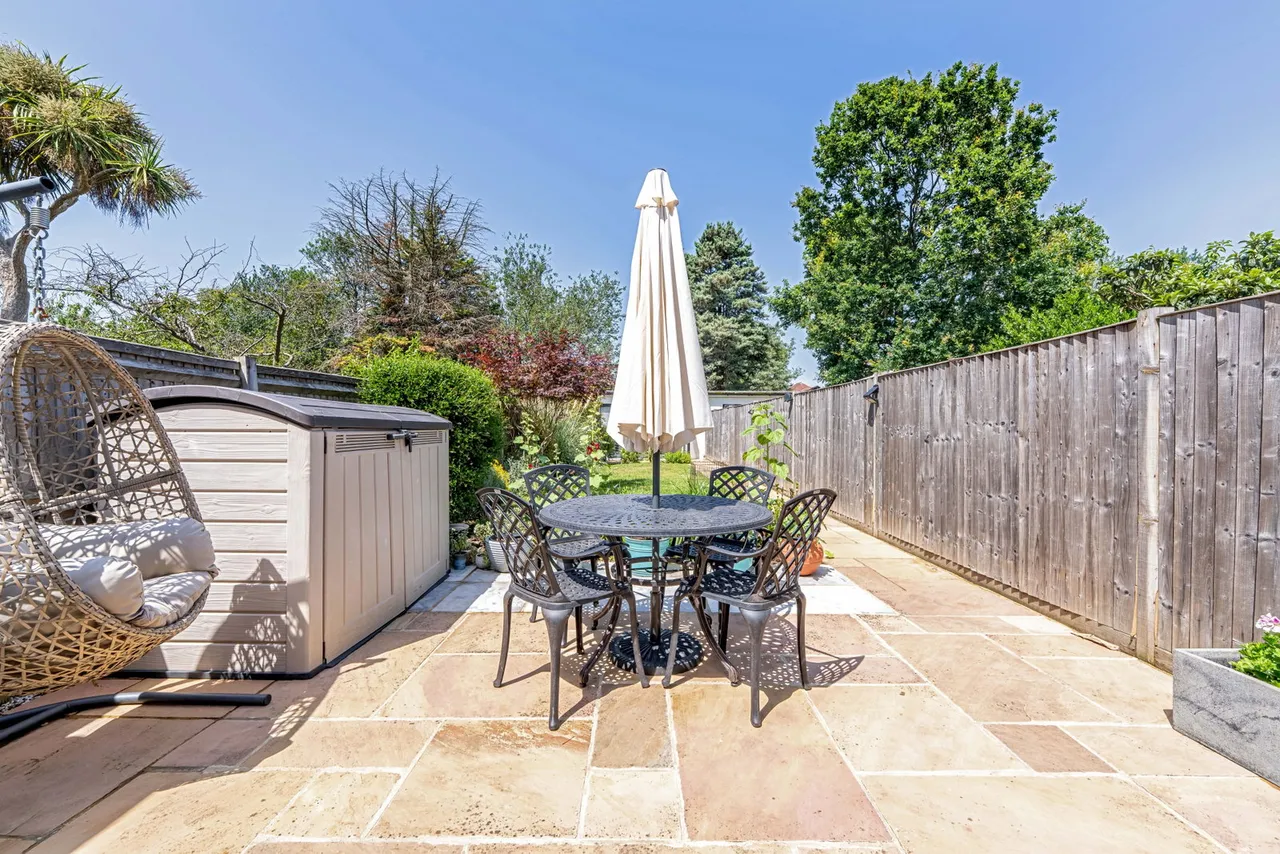 Kneller Road, Twickenham, TW2, photo 11