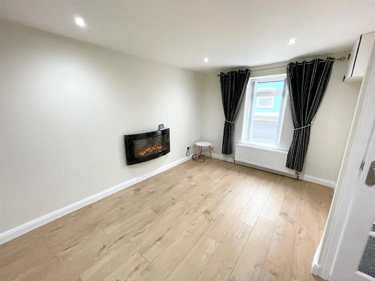 High Street, ballyhalbert, BT22, photo 3