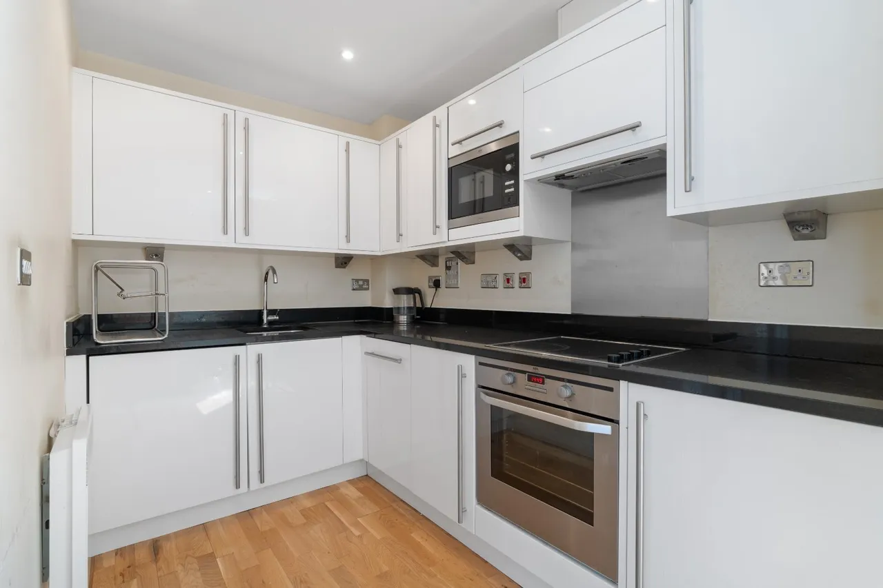 2 bed flat to rent, Basire Street, London, N1