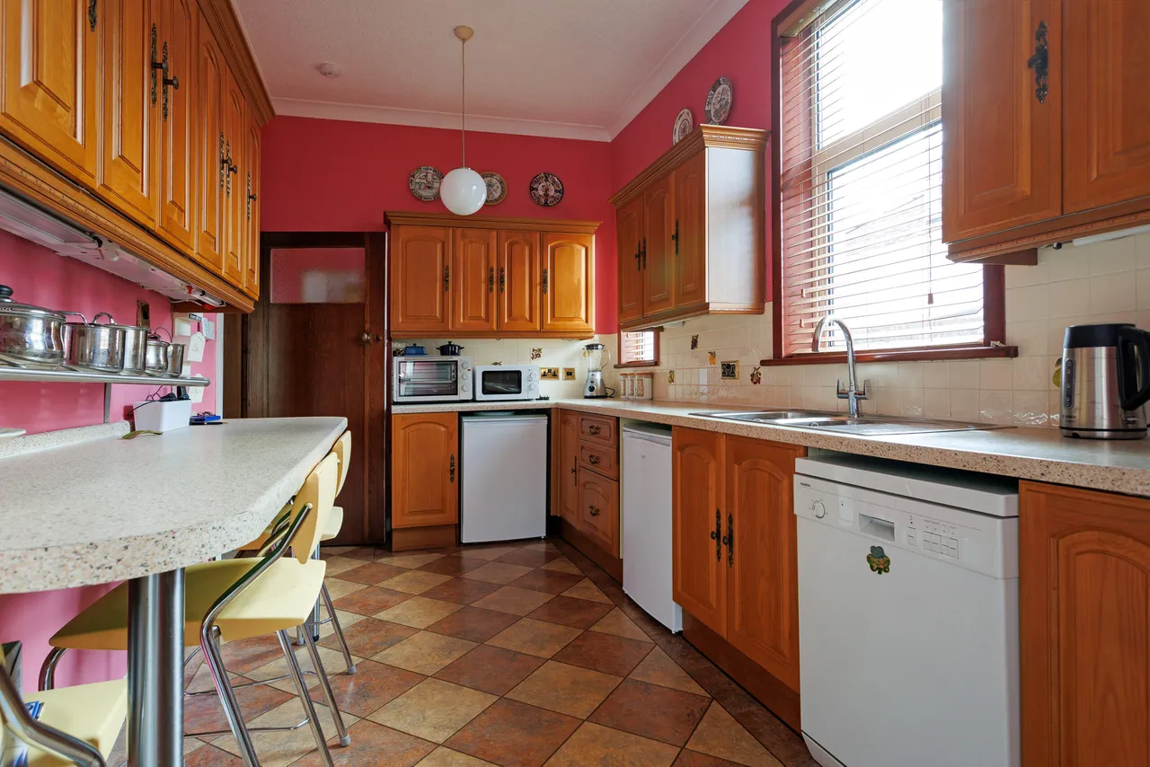24 Belmont Avenue, Ayr, KA7 2JN, photo 7