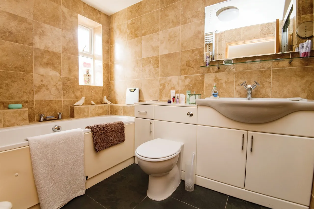 Tracey Green, Witheridge, EX16, photo 11