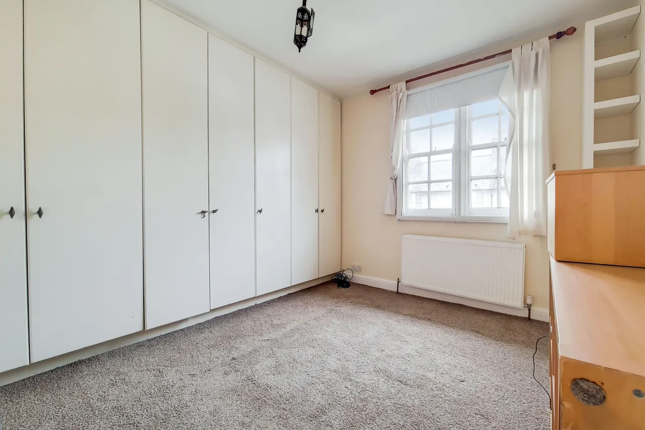 18 Balliol Road, London, photo 4