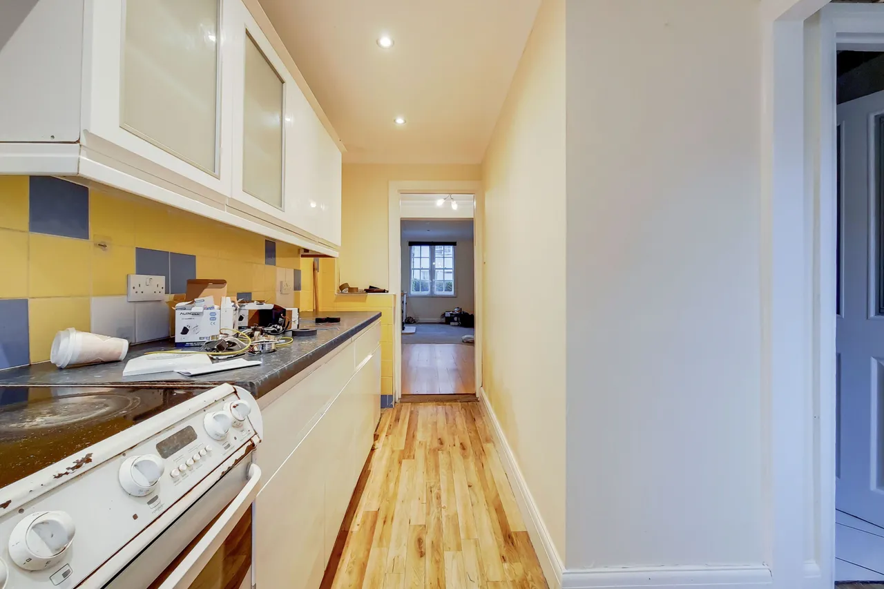 18 Balliol Road, London, photo 3